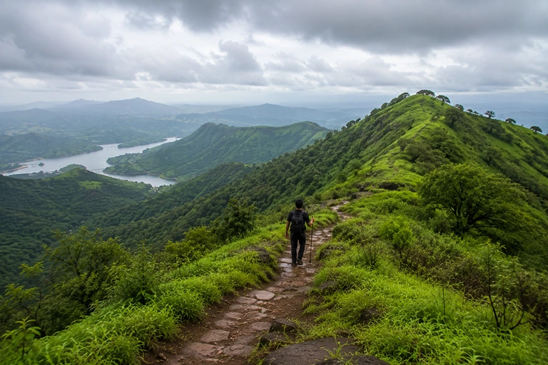 Girnar or Saputara hills